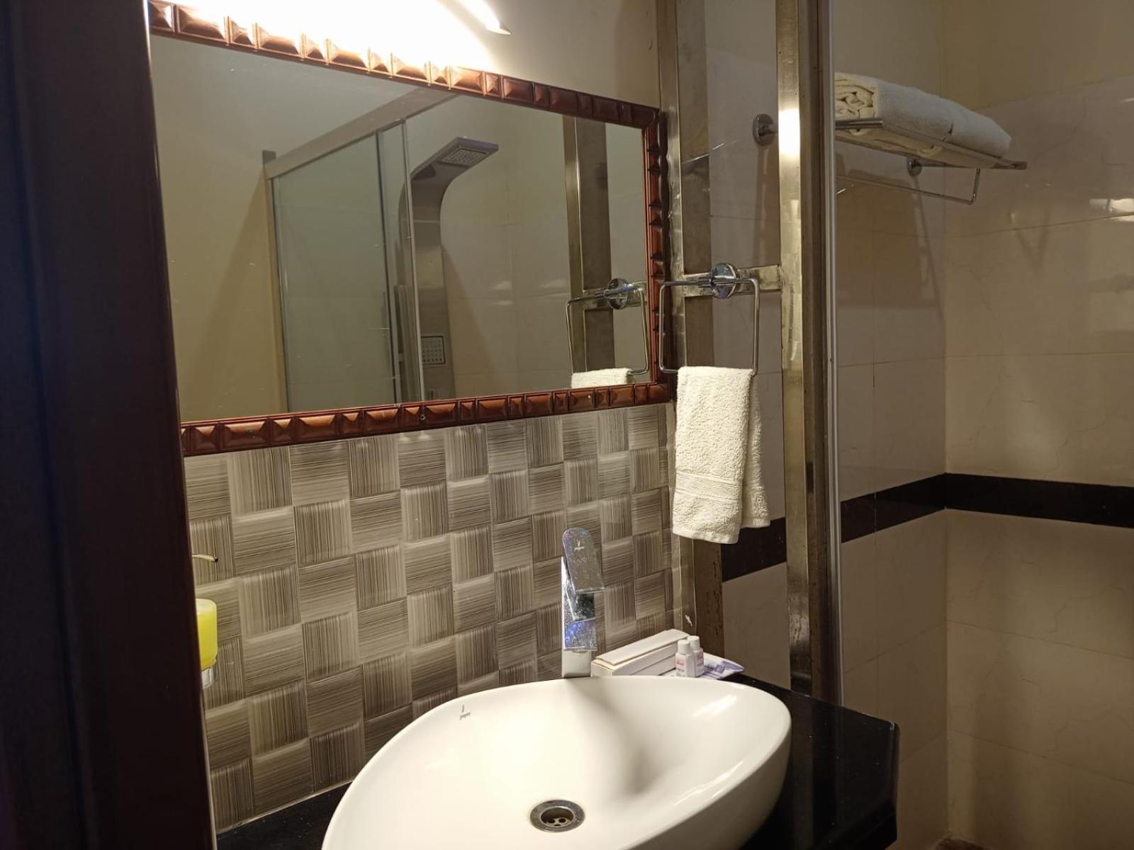 Kaharpara Changs Resort מראה חיצוני תמונה